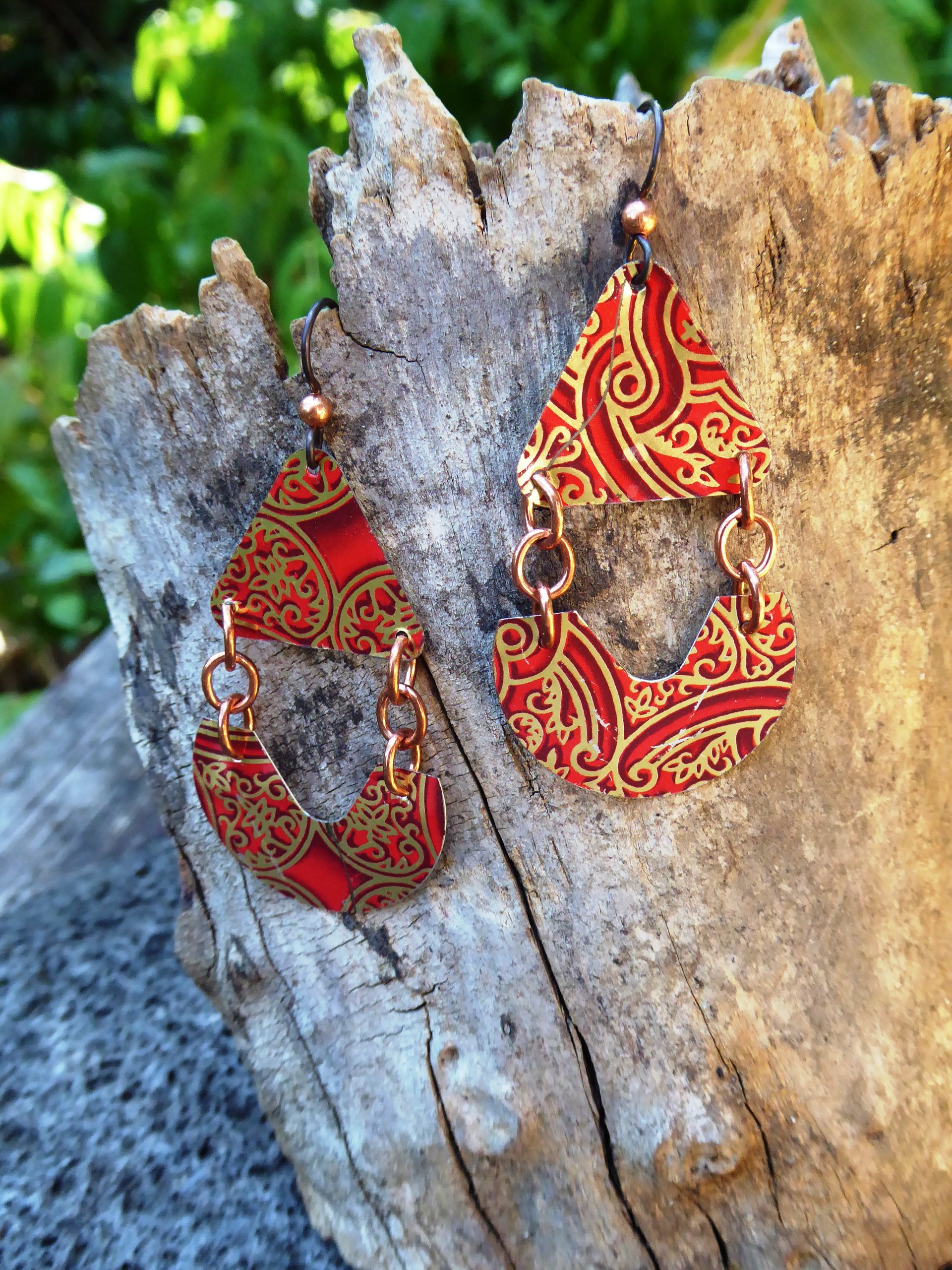 Vintage tin jewelry hotsell
