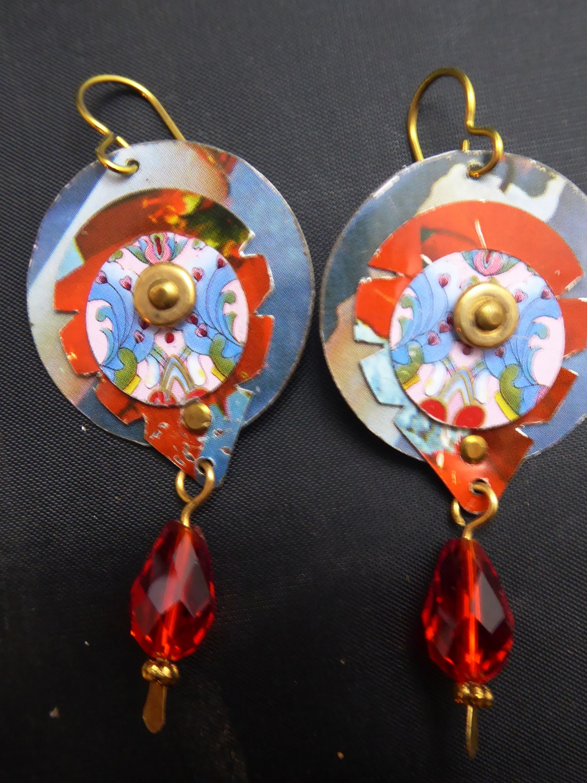 Trashy Tinsel dangle tin earrings in reds and blues