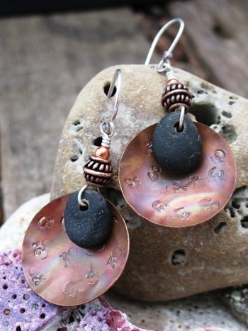Handmade natural stone and copper earrings