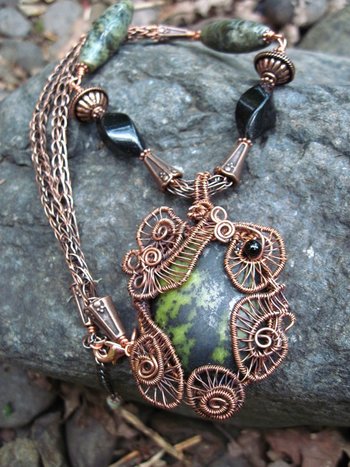 Green and Black Epidote Cabochon copper wire weave pendant with onyx and viking