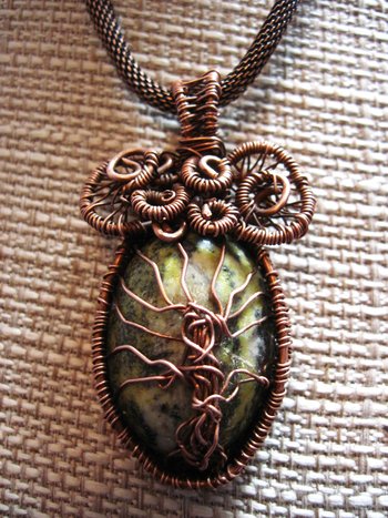 Copper wire woven tree of life stone pendant
